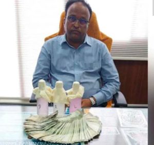 RSD-ACB-caught-town-planning-director