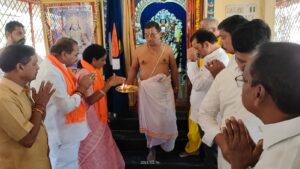 abayanjaneya-swamy-temple-sircilla-3