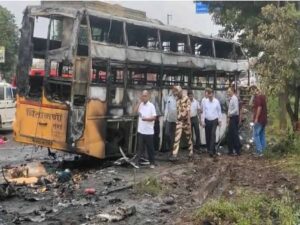 maharastra-bus-fire-accident