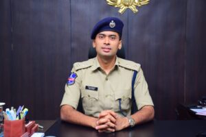 sp-akhil-mahajan-3